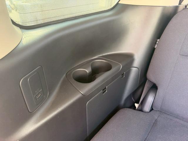 セレナ 　車両品質評価書付き　プロパイロット　インテリジェントルームミラー　アラウンドビューモニター　Ｂｌｕｅｔｏｏｔｈ機能　パーキングアシスト　両側パワースライドドア　ＥＴＣ　衝突軽減ブレーキ　シートアレンジ（60枚目）