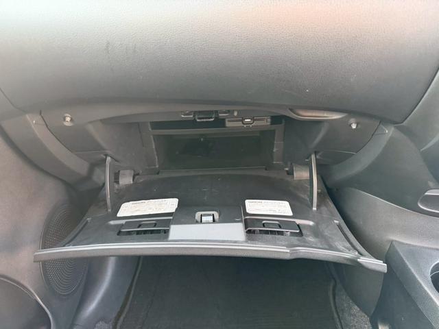 ノート Ｘ　車両品質評価書付き　アラウンドビューモニター　インテリジェントルームミラー　エマージェンシーブレーキ　バックカメラ　ＥＴＣ　ステアリングリモコン　レーンキープアシスト　アイドリングストップ　Ｐスタート（45枚目）