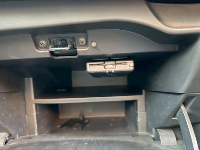 ノート Ｘ　車両品質評価書付き　アラウンドビューモニター　インテリジェントルームミラー　エマージェンシーブレーキ　バックカメラ　ＥＴＣ　ステアリングリモコン　レーンキープアシスト　アイドリングストップ　Ｐスタート（46枚目）