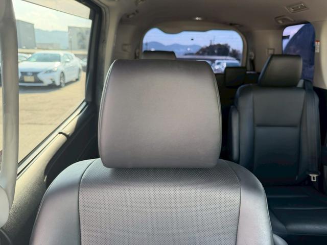 エスクァイア ハイブリッドＧｉ　車両品質評価書付き　ディーラーオプション９インチナビ　クルーズコントロール　バックカメラ　オートライト　シートヒーター　ＥＴＣ　テレビ機能　両側パワースライドドア　ステアリングリモコン　テレビキット（48枚目）