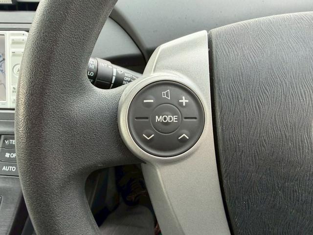 プリウス Ｓ　車両品質評価書付き　純正ナビゲーション　ＴＶ　バックカメラ　オートライト　ＥＴＣ　ＤＶＤ／ＣＤ　スマートキー　ステアリングリモコン　電動格納ミラー　運転席パワーウインドウ　助手席側パワーウインドウ（26枚目）