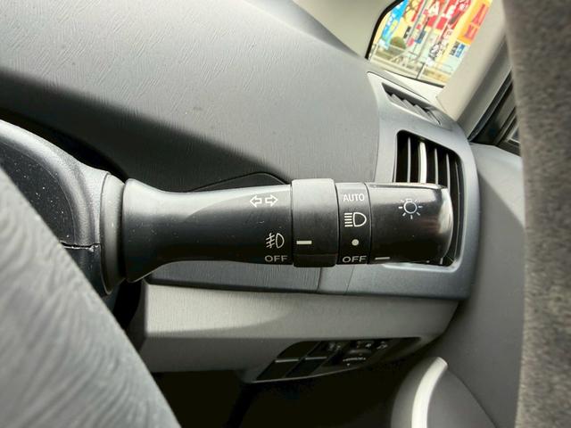 プリウス Ｓ　車両品質評価書付き　純正ナビゲーション　ＴＶ　バックカメラ　オートライト　ＥＴＣ　ＤＶＤ／ＣＤ　スマートキー　ステアリングリモコン　電動格納ミラー　運転席パワーウインドウ　助手席側パワーウインドウ（29枚目）