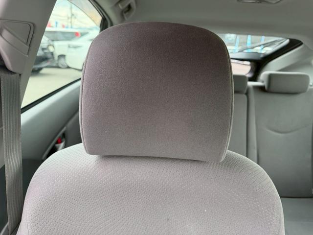 プリウス Ｓ　車両品質評価書付き　純正ナビゲーション　ＴＶ　バックカメラ　オートライト　ＥＴＣ　ＤＶＤ／ＣＤ　スマートキー　ステアリングリモコン　電動格納ミラー　運転席パワーウインドウ　助手席側パワーウインドウ（49枚目）