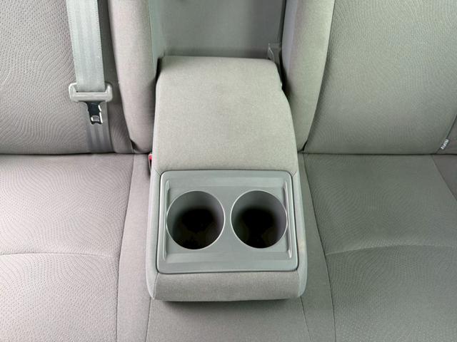 プリウス Ｓ　車両品質評価書付き　純正ナビゲーション　ＴＶ　バックカメラ　オートライト　ＥＴＣ　ＤＶＤ／ＣＤ　スマートキー　ステアリングリモコン　電動格納ミラー　運転席パワーウインドウ　助手席側パワーウインドウ（61枚目）