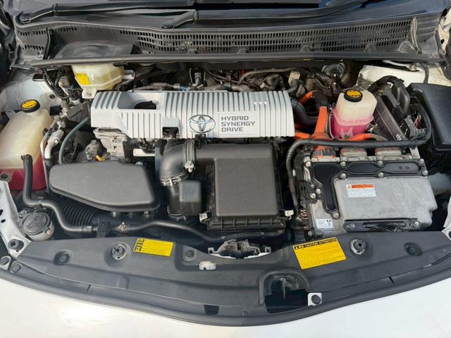 プリウス Ｓ　ＬＥＤエディション　車両品質評価書付き　バックカメラ　カーナビ　オートライト　ＥＴＣ　テレビ機能　ＣＤ・ＤＶＤ　スマートキー　スペアキー有　全席パワーウィンド―　ステアリングリモコン　ＡＣ機能　電動格納ミラー（21枚目）