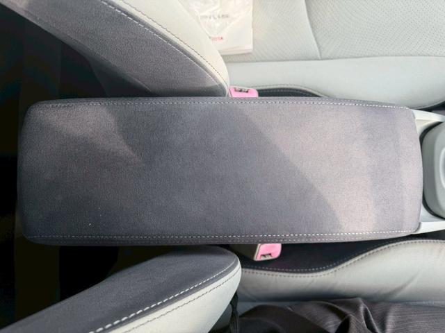 プリウス Ｓ　ＬＥＤエディション　車両品質評価書付き　バックカメラ　カーナビ　オートライト　ＥＴＣ　テレビ機能　ＣＤ・ＤＶＤ　スマートキー　スペアキー有　全席パワーウィンド―　ステアリングリモコン　ＡＣ機能　電動格納ミラー（41枚目）