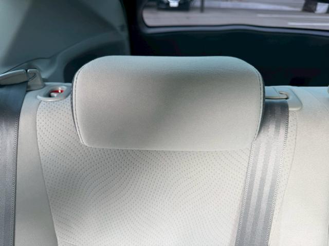 プリウス Ｓ　ＬＥＤエディション　車両品質評価書付き　バックカメラ　カーナビ　オートライト　ＥＴＣ　テレビ機能　ＣＤ・ＤＶＤ　スマートキー　スペアキー有　全席パワーウィンド―　ステアリングリモコン　ＡＣ機能　電動格納ミラー（55枚目）