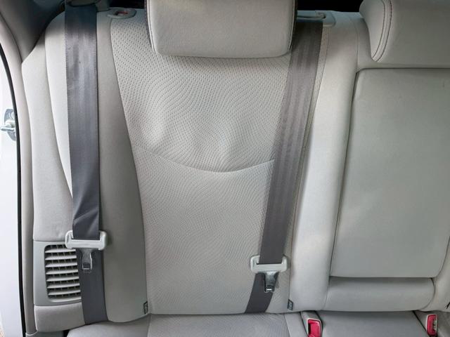 プリウス Ｓ　ＬＥＤエディション　車両品質評価書付き　バックカメラ　カーナビ　オートライト　ＥＴＣ　テレビ機能　ＣＤ・ＤＶＤ　スマートキー　スペアキー有　全席パワーウィンド―　ステアリングリモコン　ＡＣ機能　電動格納ミラー（56枚目）