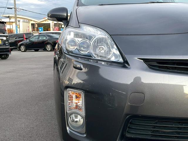 プリウス S LEDエディション 車両品質評価書付 バックカメラ 障害物センサー ワンセグチューナー ETC DVD/CD Bluetooth スマートキー 電動格納ミラー 全席パワーウインドウ シルバーメタリック カーナビゲーション(16枚目)