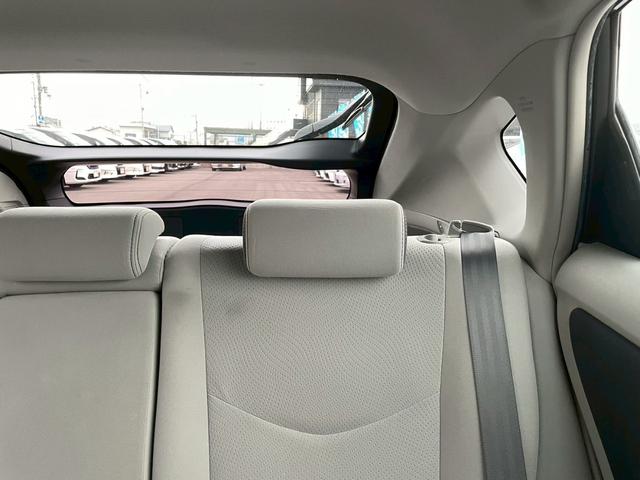 プリウス S LEDエディション 車両品質評価書付 バックカメラ 障害物センサー ワンセグチューナー ETC DVD/CD Bluetooth スマートキー 電動格納ミラー 全席パワーウインドウ シルバーメタリック カーナビゲーション(62枚目)