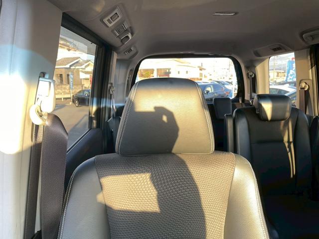 ステップワゴンスパーダ Ｚ　クールスピリット　車両品質評価書付き　両側パワースライドドア　クルーズコントロール　２列目アームレスト付きキャプテンシート　バックカメラ　オートライト　ＥＴＣ　ステアリングリモコン　３列目床下収納　スペアキー有（41枚目）