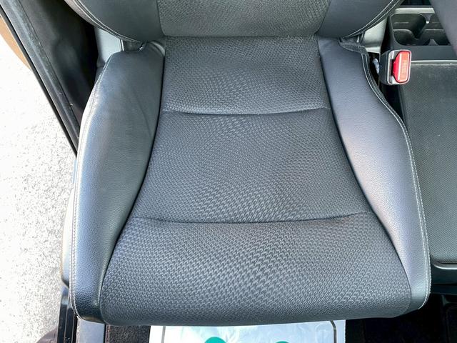 ステップワゴンスパーダ Ｚ　クールスピリット　車両品質評価書付き　両側パワースライドドア　クルーズコントロール　２列目アームレスト付きキャプテンシート　バックカメラ　オートライト　ＥＴＣ　ステアリングリモコン　３列目床下収納　スペアキー有（43枚目）