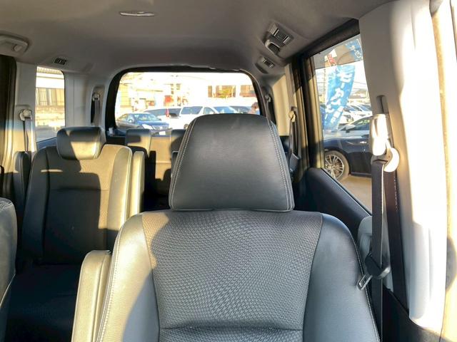 ステップワゴンスパーダ Ｚ　クールスピリット　車両品質評価書付き　両側パワースライドドア　クルーズコントロール　２列目アームレスト付きキャプテンシート　バックカメラ　オートライト　ＥＴＣ　ステアリングリモコン　３列目床下収納　スペアキー有（70枚目）