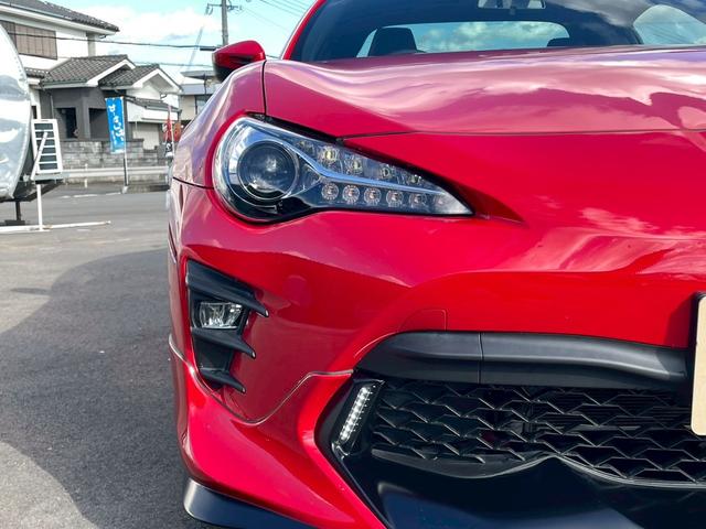86 GTリミテッド 認定評価付車両 ワンオナー TRDエアロ バックカメラ クルーズコントロール フジツボマフラー ハーフレザーシート ETC フルセグチューナー リアスポイラー LEDヘッドライト(15枚目)