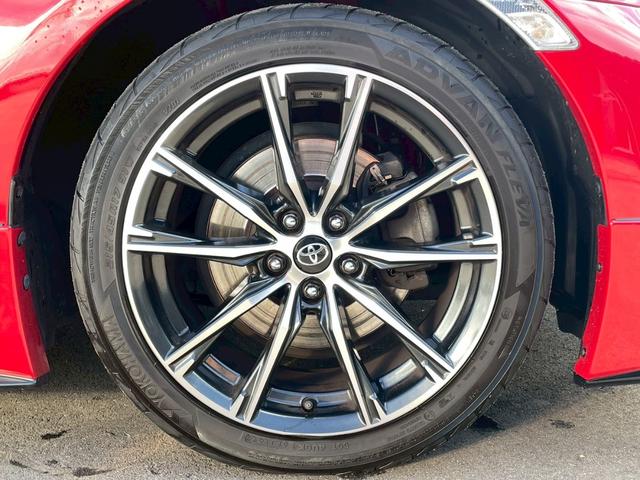 86 GTリミテッド 認定評価付車両 ワンオナー TRDエアロ バックカメラ クルーズコントロール フジツボマフラー ハーフレザーシート ETC フルセグチューナー リアスポイラー LEDヘッドライト(19枚目)