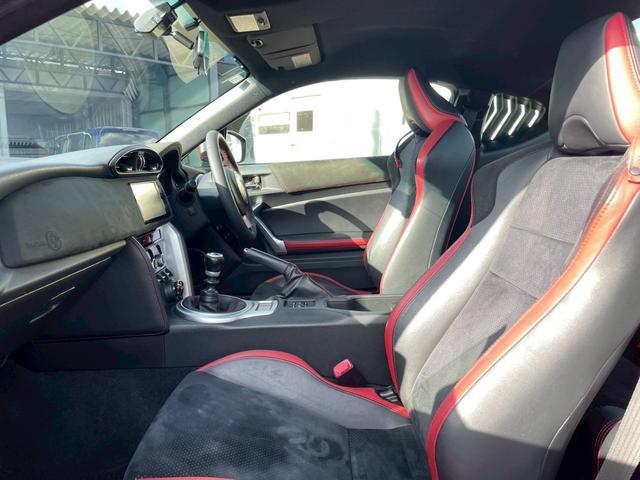 86 GTリミテッド 認定評価付車両 ワンオナー TRDエアロ バックカメラ クルーズコントロール フジツボマフラー ハーフレザーシート ETC フルセグチューナー リアスポイラー LEDヘッドライト(59枚目)