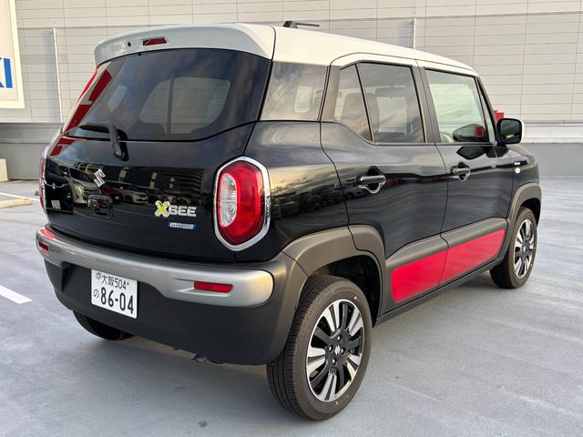 クロスビー ＨＹＢＲＩＤ　ＭＸ　３型　／　社用車　黒／白ツートンカラー　フロントシートヒーター　オートライト　パワーウインドー　キーレスエントリー　パドルシフト　純正１６インチアルミホイール　シート下収納ＢＯＸ　スズキ認定中古車　全国保証（8枚目）