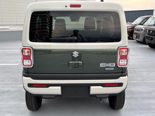 ハスラー ＨＹＢＲＩＤ　Ｘ　２型　／　弊社下取ワンオーナー車　ホワイトルーフ　フロントシートヒーター　１５インチアルミホイール　ＬＥＤヘッドライト　オートライト　リヤシートスライド　衝突軽減ブレーキ　車線逸脱システム　スズキ認定中古車　全国保証（8枚目）