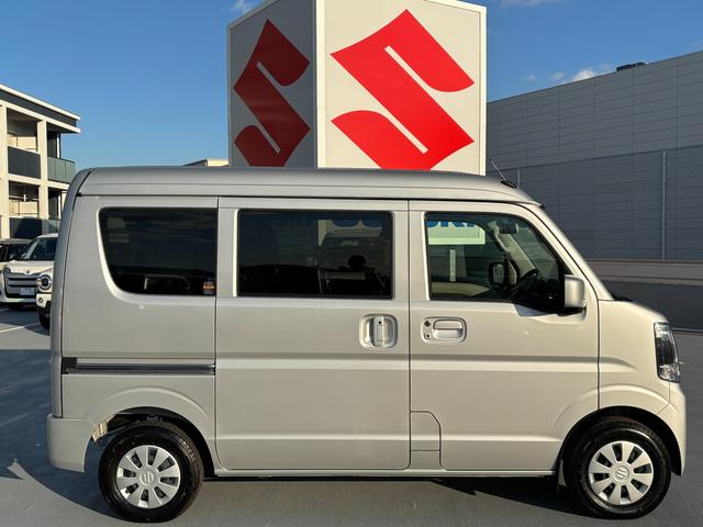 エブリイ ＪＯＩＮターボ　６型　／　弊社社用車　弊社社用車　ディスプレイオーディオ　バックカメラ　両側電動スライドドア　運転席シートヒーター　オートライト　リヤエアコン　電動格納ミラー　リモコンキー　スズキ認定中古車　全国保証（9枚目）