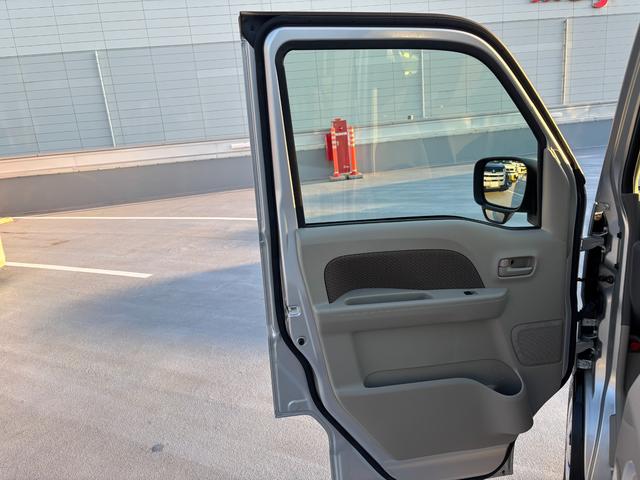 エブリイ ＪＯＩＮターボ　６型　／　弊社社用車　弊社社用車　ディスプレイオーディオ　バックカメラ　両側電動スライドドア　運転席シートヒーター　オートライト　リヤエアコン　電動格納ミラー　リモコンキー　スズキ認定中古車　全国保証（54枚目）