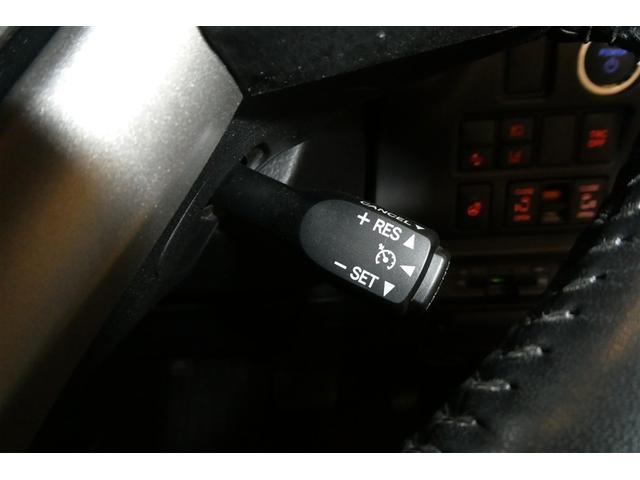 エスクァイア ハイブリッドＧｉプレミアムパッケジブラックテーラード　誤発進抑制機能　ＡＣ１００Ｖ　Ｂカメラ　スマートキー　ナビ＆ＴＶ　イモビライザー　ＬＥＤランプ　ＥＴＣ車載器　クルーズコントロール　アルミ　地デジ　横滑り防止装置　キーレス　ＡＢＳ　ＤＶＤ再生（25枚目）