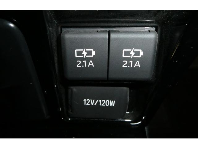 エスクァイア ハイブリッドＧｉプレミアムパッケジブラックテーラード　誤発進抑制機能　ＡＣ１００Ｖ　Ｂカメラ　スマートキー　ナビ＆ＴＶ　イモビライザー　ＬＥＤランプ　ＥＴＣ車載器　クルーズコントロール　アルミ　地デジ　横滑り防止装置　キーレス　ＡＢＳ　ＤＶＤ再生（27枚目）
