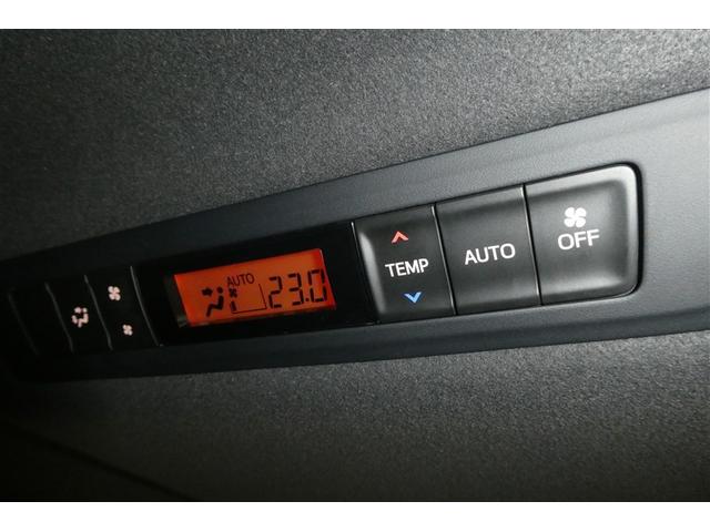 エスクァイア ハイブリッドＧｉプレミアムパッケジブラックテーラード　誤発進抑制機能　ＡＣ１００Ｖ　Ｂカメラ　スマートキー　ナビ＆ＴＶ　イモビライザー　ＬＥＤランプ　ＥＴＣ車載器　クルーズコントロール　アルミ　地デジ　横滑り防止装置　キーレス　ＡＢＳ　ＤＶＤ再生（32枚目）