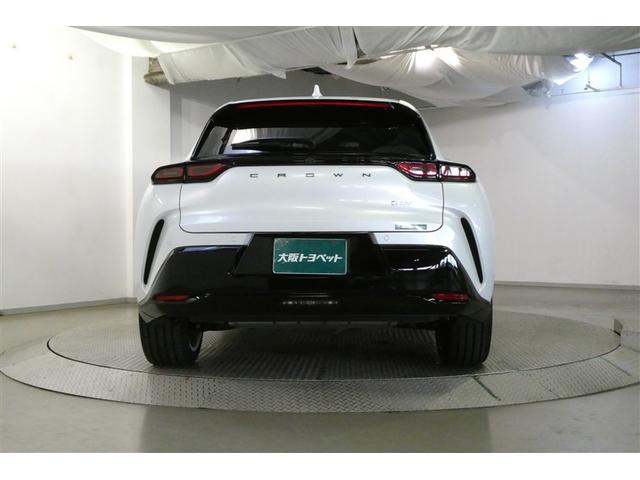 クラウンスポーツ Ｚ　ＡＷＤ　フルセグテレビ　ＥＴＣ車載器　ＴＶナビ　クルコン　横滑り防止装置　エアバッグ　本革　ＡＣ１００Ｖ　ミュージックプレイヤー接続可　メモリナビ　ドラレコ　キーレス　盗難防止装置　ＡＢＳ　アルミ（7枚目）