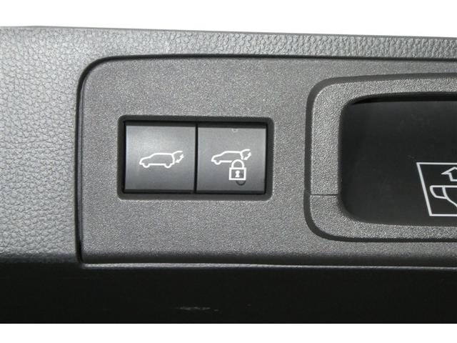 クラウンスポーツ Ｚ　ＡＷＤ　フルセグテレビ　ＥＴＣ車載器　ＴＶナビ　クルコン　横滑り防止装置　エアバッグ　本革　ＡＣ１００Ｖ　ミュージックプレイヤー接続可　メモリナビ　ドラレコ　キーレス　盗難防止装置　ＡＢＳ　アルミ（10枚目）