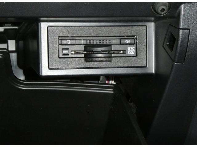 ランドクルーザープラド ＴＸ　Ｌパッケージ　リアカメラ　スマートキ　盗難防止　キーレスエントリー　ＥＴＣ装備　３列席　ＤＶＤ再生可　エアロ付き　エアコン　ＬＥＤランプ　レザー　アルミホイール　パートタイム４ＷＤ　横滑り防止システム　フルＴＶ（32枚目）