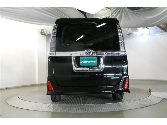 ヴォクシー ＺＳ　両電動スライドドア　地デジ　盗難防止システム　オートエアコン　ダブルエアバッグ　ＤＶＤ再生可　ＥＴＣ　ＬＥＤヘッドライト　キーレスエントリー　メモリーナビ　ナビＴＶ　３列シート　リアオートエアコン（7枚目）