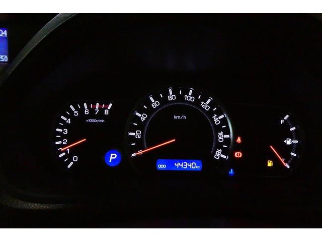 ヴォクシー ＺＳ　両電動スライドドア　地デジ　盗難防止システム　オートエアコン　ダブルエアバッグ　ＤＶＤ再生可　ＥＴＣ　ＬＥＤヘッドライト　キーレスエントリー　メモリーナビ　ナビＴＶ　３列シート　リアオートエアコン（31枚目）