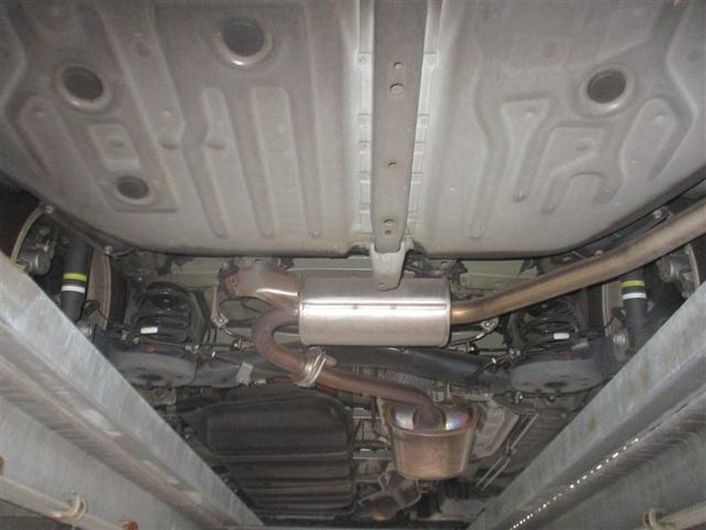 ヴォクシー ＺＳ　両電動スライドドア　地デジ　盗難防止システム　オートエアコン　ダブルエアバッグ　ＤＶＤ再生可　ＥＴＣ　ＬＥＤヘッドライト　キーレスエントリー　メモリーナビ　ナビＴＶ　３列シート　リアオートエアコン（40枚目）