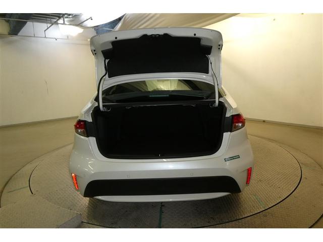 カローラ Ｓ　オートクルーズ　キーレス　オートエアコン　バックモニター　ナビ＆ＴＶ　メモリナビ　ＬＥＤヘッドランプ　ミュージックプレイヤー接続可　アルミ　イモビ　ＡＢＳ　デュアルエアバック　横滑防止　ＥＴＣ車載器（9枚目）