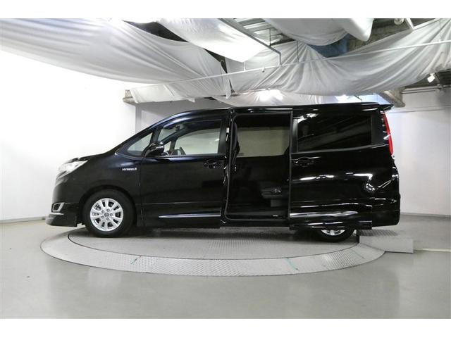 ノア ハイブリッドＧ　Ｒカメラ　スマートキー＆プッシュスタート　ＬＥＤへッドライト　地デジ　イモビライザー　Ｗエアコン　パワーウインドウ　アルミ　クルコン　エアバッグ　横滑り防止　ＤＶＤ再生機能　フルフラット　パワステ（4枚目）