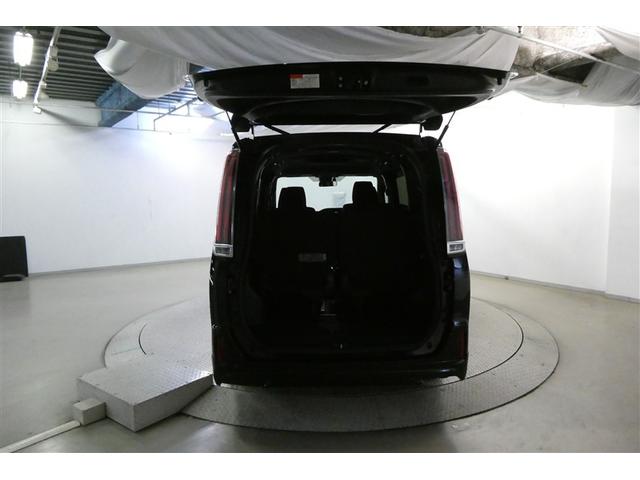 ノア ハイブリッドＧ　Ｒカメラ　スマートキー＆プッシュスタート　ＬＥＤへッドライト　地デジ　イモビライザー　Ｗエアコン　パワーウインドウ　アルミ　クルコン　エアバッグ　横滑り防止　ＤＶＤ再生機能　フルフラット　パワステ（9枚目）