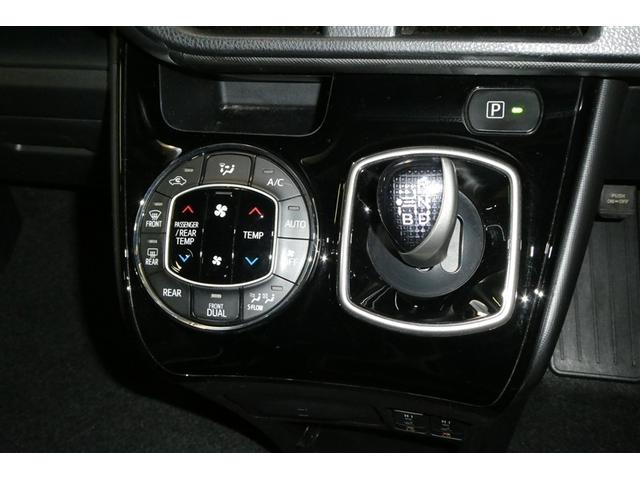 ノア ハイブリッドＧ　Ｒカメラ　スマートキー＆プッシュスタート　ＬＥＤへッドライト　地デジ　イモビライザー　Ｗエアコン　パワーウインドウ　アルミ　クルコン　エアバッグ　横滑り防止　ＤＶＤ再生機能　フルフラット　パワステ（31枚目）