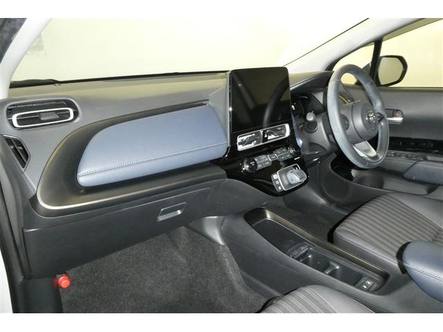 アクア Ｚ　ＬＥＤヘッドライト　スマートキー　１００Ｖ電源　イモビライザー　アルミホイール　ドライブレコーダー　オートクルーズコントロール　フルセグＴＶ　エアコン　ＥＳＣ　ナビ＆ＴＶ　カーテンエアバッグ　ＥＴＣ（11枚目）