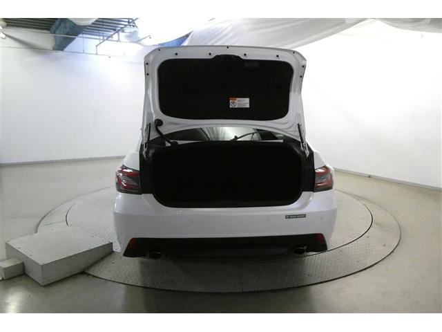 クラウンハイブリッド Ｓ　バックガイドモニター　メモリーナビゲーション　地デジＴＶ　ＥＴＣ車載器　電動シート　ＬＥＤヘッド　イモビライザー　メディアプレイヤー接続　横滑り防止装置　スマートキー　キーフリー　アルミホイール（9枚目）