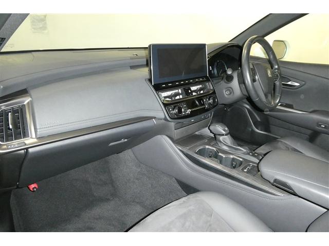 クラウンハイブリッド Ｓ　バックガイドモニター　メモリーナビゲーション　地デジＴＶ　ＥＴＣ車載器　電動シート　ＬＥＤヘッド　イモビライザー　メディアプレイヤー接続　横滑り防止装置　スマートキー　キーフリー　アルミホイール（12枚目）