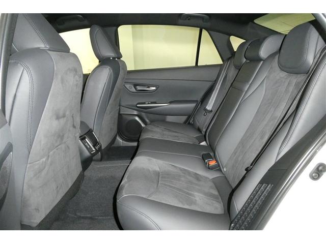 クラウンハイブリッド Ｓ　バックガイドモニター　メモリーナビゲーション　地デジＴＶ　ＥＴＣ車載器　電動シート　ＬＥＤヘッド　イモビライザー　メディアプレイヤー接続　横滑り防止装置　スマートキー　キーフリー　アルミホイール（14枚目）