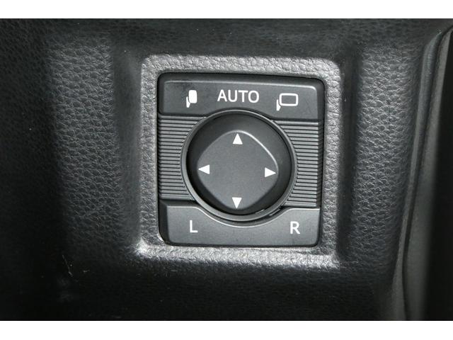 クラウンハイブリッド Ｓ　バックガイドモニター　メモリーナビゲーション　地デジＴＶ　ＥＴＣ車載器　電動シート　ＬＥＤヘッド　イモビライザー　メディアプレイヤー接続　横滑り防止装置　スマートキー　キーフリー　アルミホイール（29枚目）