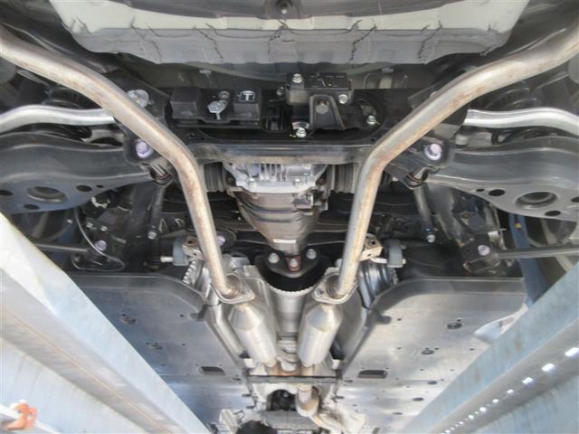 クラウンハイブリッド Ｓ　バックガイドモニター　メモリーナビゲーション　地デジＴＶ　ＥＴＣ車載器　電動シート　ＬＥＤヘッド　イモビライザー　メディアプレイヤー接続　横滑り防止装置　スマートキー　キーフリー　アルミホイール（40枚目）