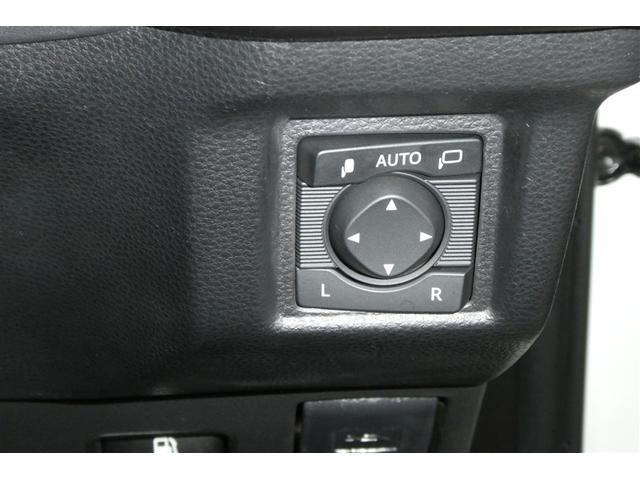 クラウンハイブリッド ＲＳ　ＬＥＤヘッドライト　クルコン　ＡＣ１００Ｖ　スマートエントリー　セキュリティーアラーム　Ｂカメラ　カーテンエアバッグ　横滑り防止　ＥＴＣ　ＴＶナビ　アルミ　ＡＵＸ　メモリーナビ　ＡＢＳ　ＰＷ　ＡＡＣ（27枚目）