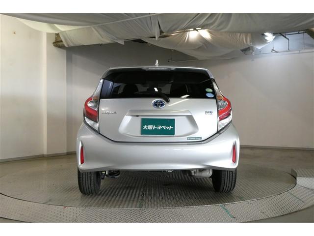 アクア Ｓ　キーレスエントリ　イモビ　ナビ＆ＴＶ　オートエアコン　デュアルエアバック　ＥＳＣ　Ｂカメラ　パワーウィンドウ　ＡＵＸ端子　ＥＴＣ　ＳＲＳ　ワンセグＴＶ　パワーステアリング　ＡＢＳ　メモリーナビ（7枚目）