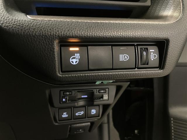 プリウス Ｚ　Ｒカメラ　フルセグ地デジＴＶ　フルオートエアコン　サイドエアバッグ　メモリーナビゲーション　ＥＳＣ　ナビＴＶ　パワーステアリング　アルミ　Ｐシート　インテリキー　ＡＣ１００　オートクルーズコントロール（21枚目）