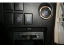 ２．５Ｓ　Ａパッケージ　プリクラッシュセーフティー　地デジ　キーフリー　ナビ＆ＴＶ　ＬＥＤヘッドライト　フルフラット　ＡＷ　クルコン　エアバッグ　横滑り防止　イモビライザ　リアエアコン　ＡＢＳ　ＥＴＣ　三列シート　エアロ（22枚目）