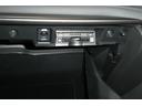 Ｓ　バックガイドモニター　メモリーナビゲーション　地デジＴＶ　ＥＴＣ車載器　電動シート　ＬＥＤヘッド　イモビライザー　メディアプレイヤー接続　横滑り防止装置　スマートキー　キーフリー　アルミホイール（31枚目）