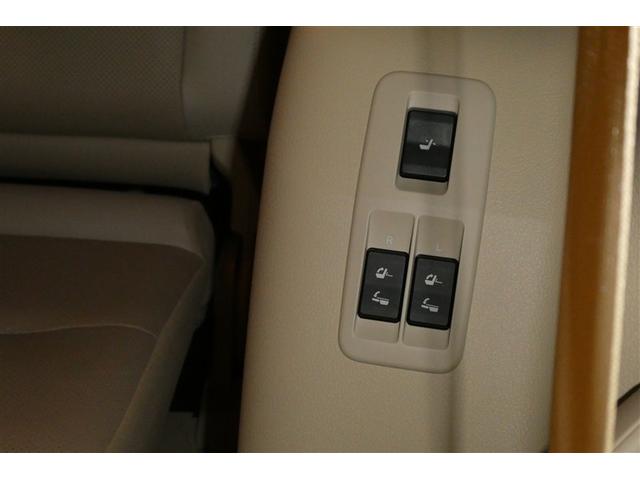 ランドクルーザープラド ＴＸ　Ｌパッケージ　リアカメラ　スマートキ　盗難防止　キーレスエントリー　ＥＴＣ装備　３列席　ＤＶＤ再生可　エアコン　ＬＥＤランプ　レザー　アルミホイール　パートタイム４ＷＤ　横滑り防止システム　フルＴＶ　メモリーナビ（19枚目）