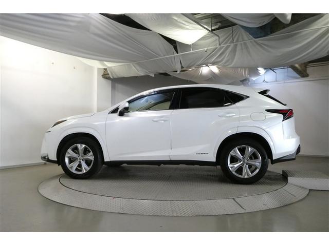 ＮＸ ＮＸ３００ｈ　バージョンＬ　電動パワーシート　地デジ　ＡＣ１００Ｖ　黒革シート　ＡＵＸ　エアコン　ナビ＆ＴＶ　ＬＥＤライト　Ｂカメラ　アルミ　エアバッグ　ＡＢＳ　横滑り防止機能　キーレス　ＥＴＣ　スマートキー　ドラレコ　自動追従（4枚目）